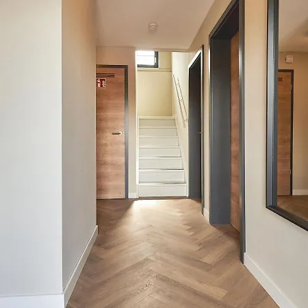 别墅 Luxury With Sauna, Near The Area And Center